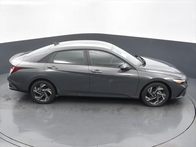 new 2025 Hyundai Elantra car, priced at $23,283