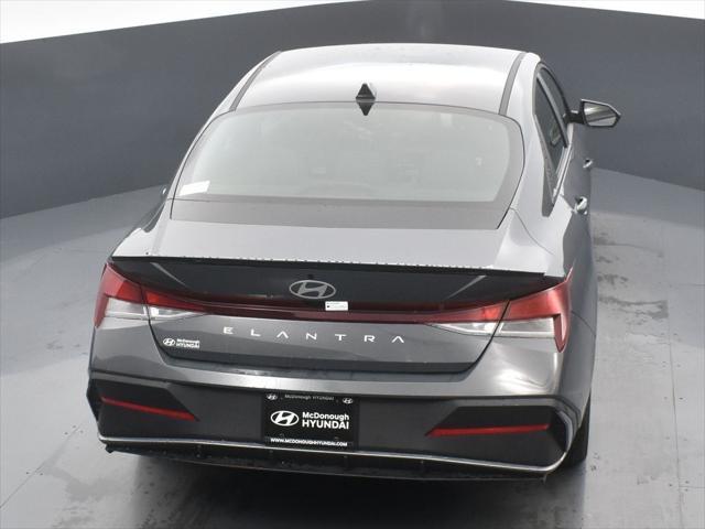 new 2025 Hyundai Elantra car, priced at $23,283