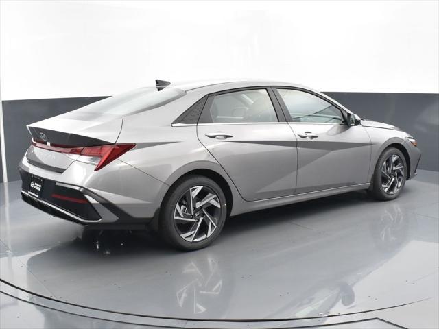 new 2024 Hyundai Elantra car, priced at $23,030