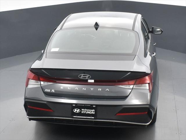 new 2025 Hyundai Elantra car, priced at $21,965