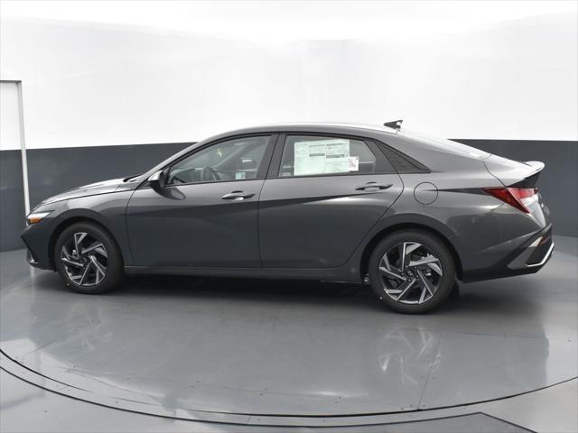 new 2025 Hyundai Elantra car, priced at $21,965