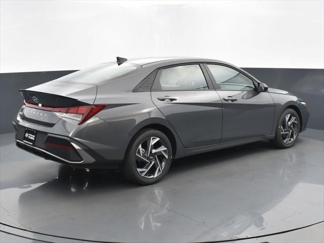 new 2025 Hyundai Elantra car, priced at $21,965