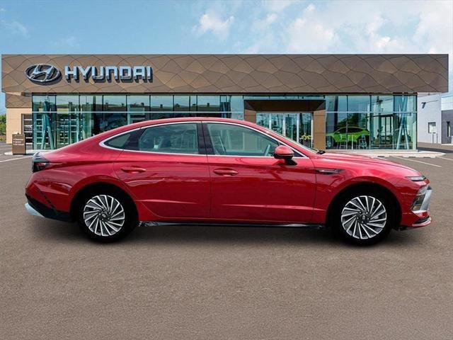 new 2025 Hyundai Sonata Hybrid car, priced at $37,658