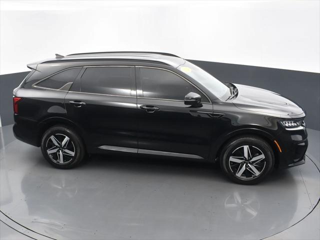 used 2021 Kia Sorento car, priced at $23,011