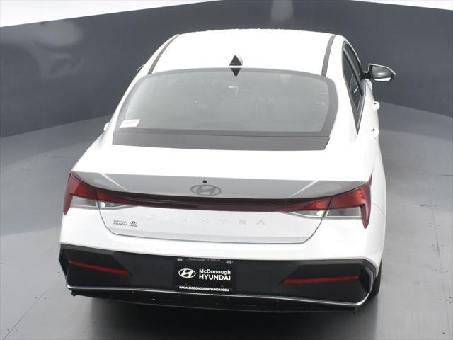 new 2025 Hyundai Elantra car, priced at $22,673