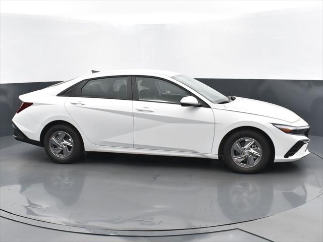 new 2025 Hyundai Elantra car, priced at $22,673