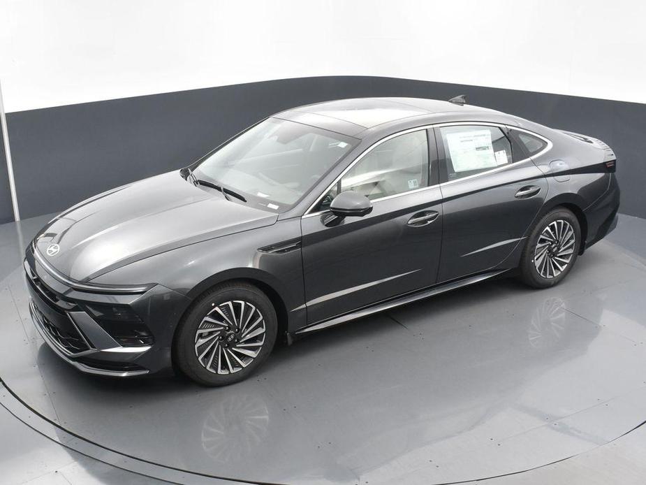 new 2024 Hyundai Sonata Hybrid car, priced at $35,520