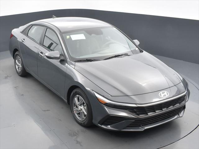 new 2025 Hyundai Elantra car, priced at $19,666