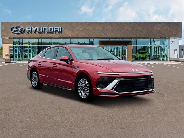 new 2025 Hyundai Sonata Hybrid car, priced at $31,415