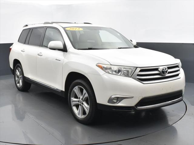 used 2013 Toyota Highlander car, priced at $12,999