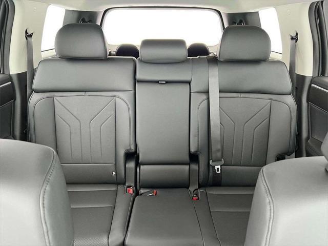 new 2025 Hyundai Santa Fe car, priced at $35,209