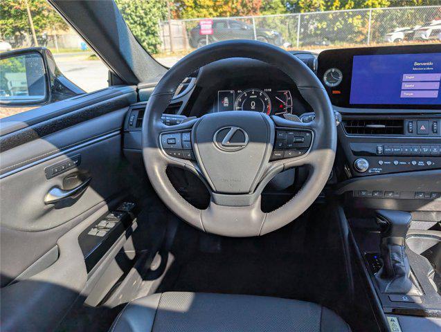 used 2023 Lexus ES 350 car, priced at $39,000