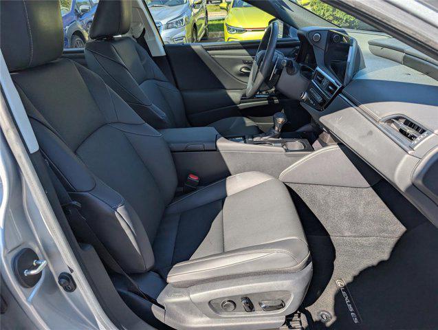 used 2023 Lexus ES 350 car, priced at $39,000