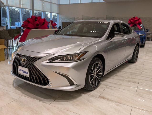 new 2025 Lexus ES 350 car, priced at $45,630