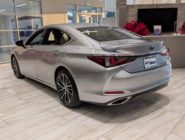 new 2025 Lexus ES 350 car, priced at $45,630