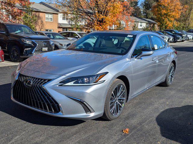 new 2025 Lexus ES 300h car, priced at $43,901