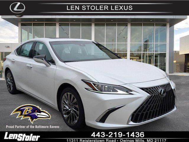 new 2025 Lexus ES 300h car, priced at $51,531