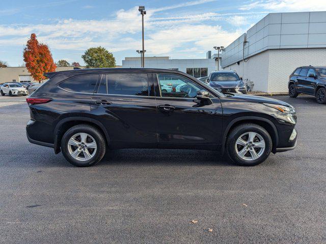 used 2021 Toyota Highlander car, priced at $28,846