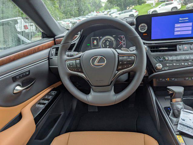 new 2025 Lexus ES 300h car, priced at $49,491