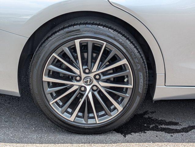 used 2023 Lexus ES 250 car, priced at $35,000