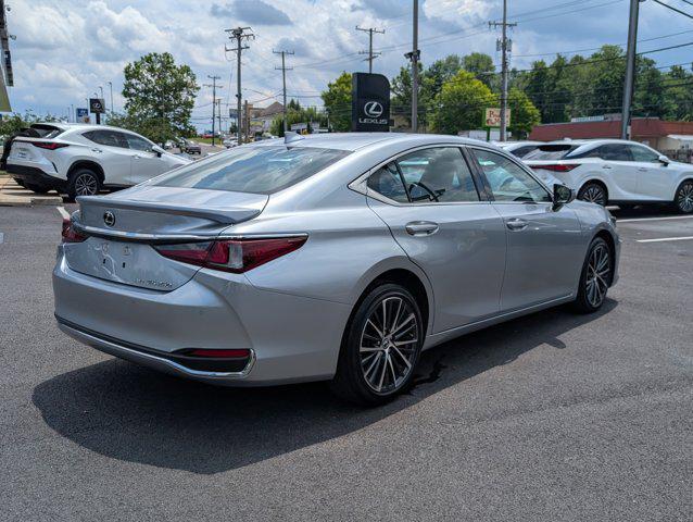 used 2023 Lexus ES 250 car, priced at $35,000