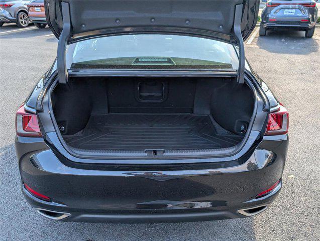 used 2021 Lexus ES 350 car, priced at $32,800