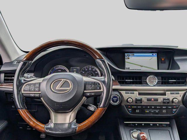 used 2016 Lexus ES 300h car