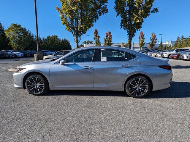 new 2025 Lexus ES 300h car, priced at $48,025