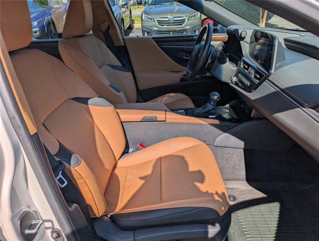 used 2024 Lexus ES 350 car, priced at $39,900