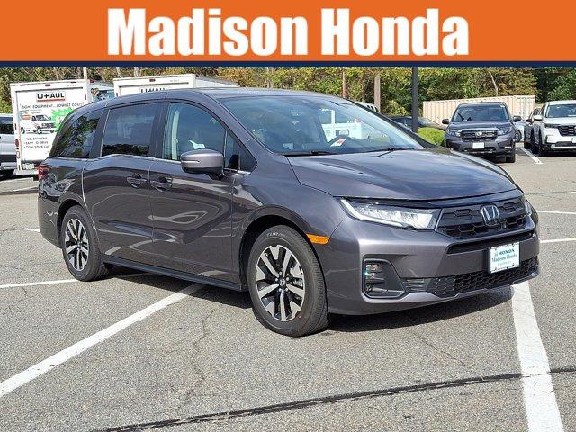 new 2026 Honda Odyssey car, priced at $44,290