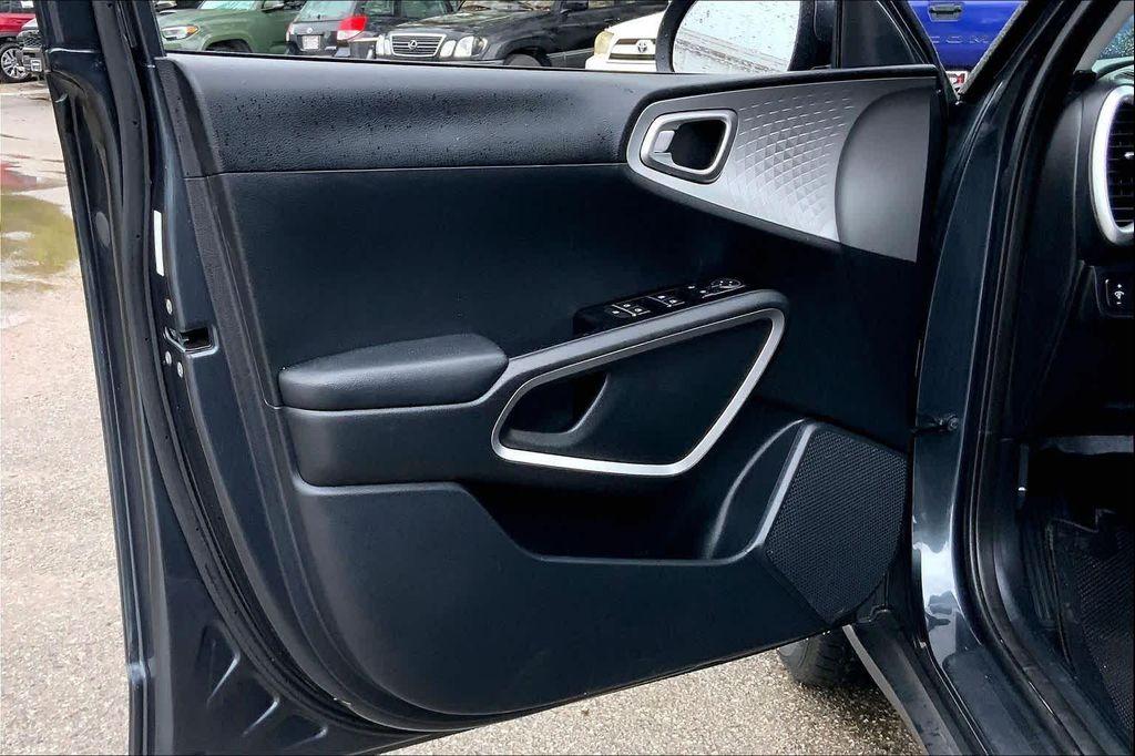 used 2024 Kia Soul car, priced at $18,998