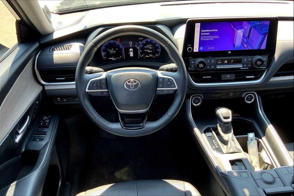 used 2024 Toyota Grand Highlander car, priced at $45,998
