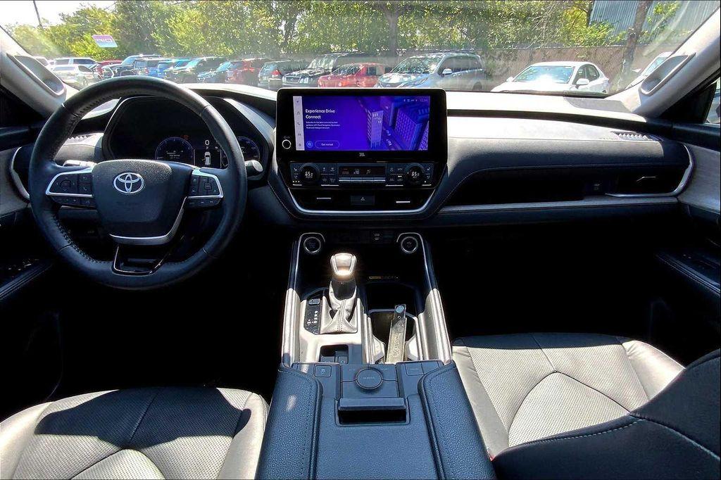 used 2024 Toyota Grand Highlander car, priced at $45,998