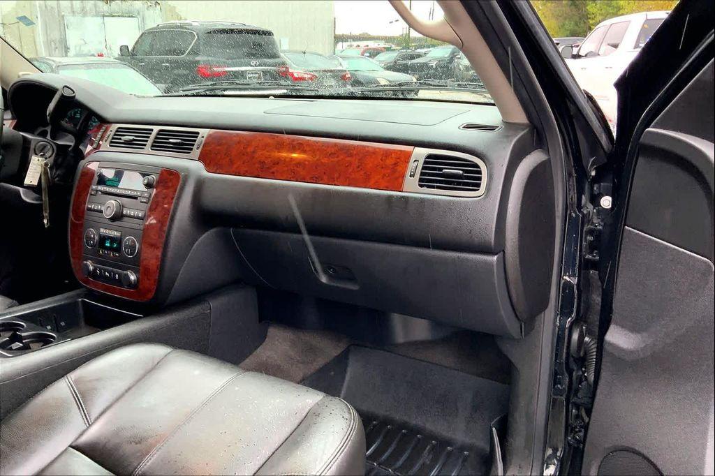 used 2012 Chevrolet Suburban car, priced at $15,889