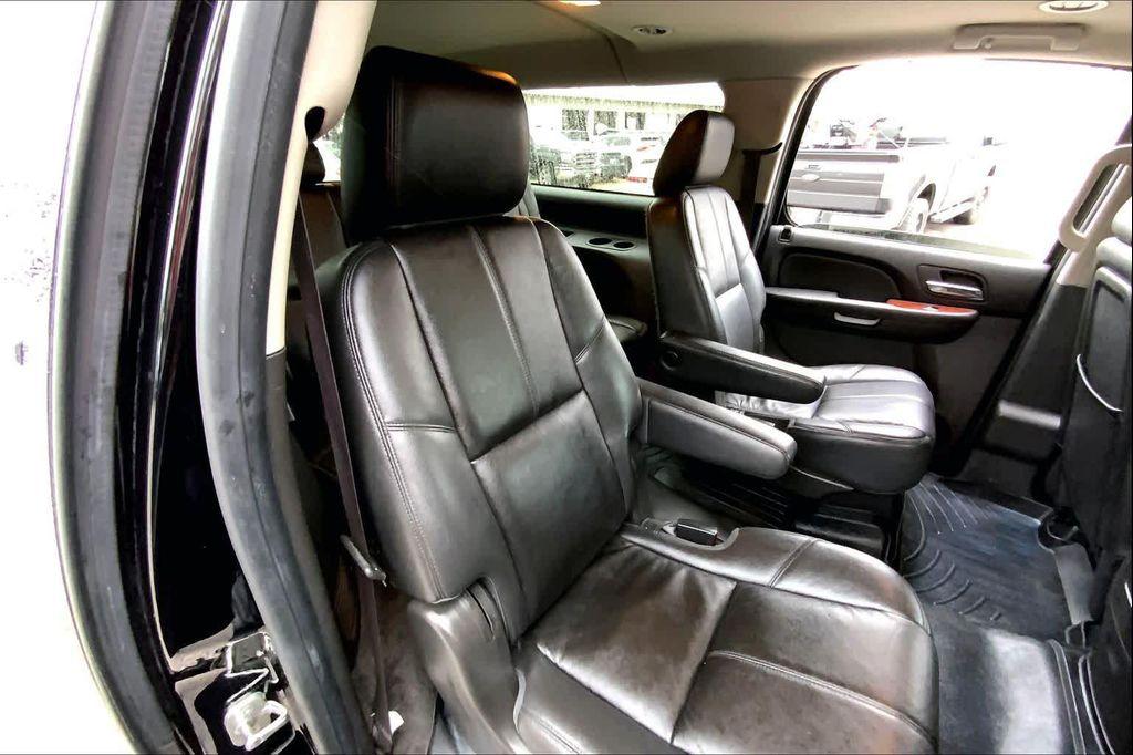 used 2012 Chevrolet Suburban car, priced at $15,889