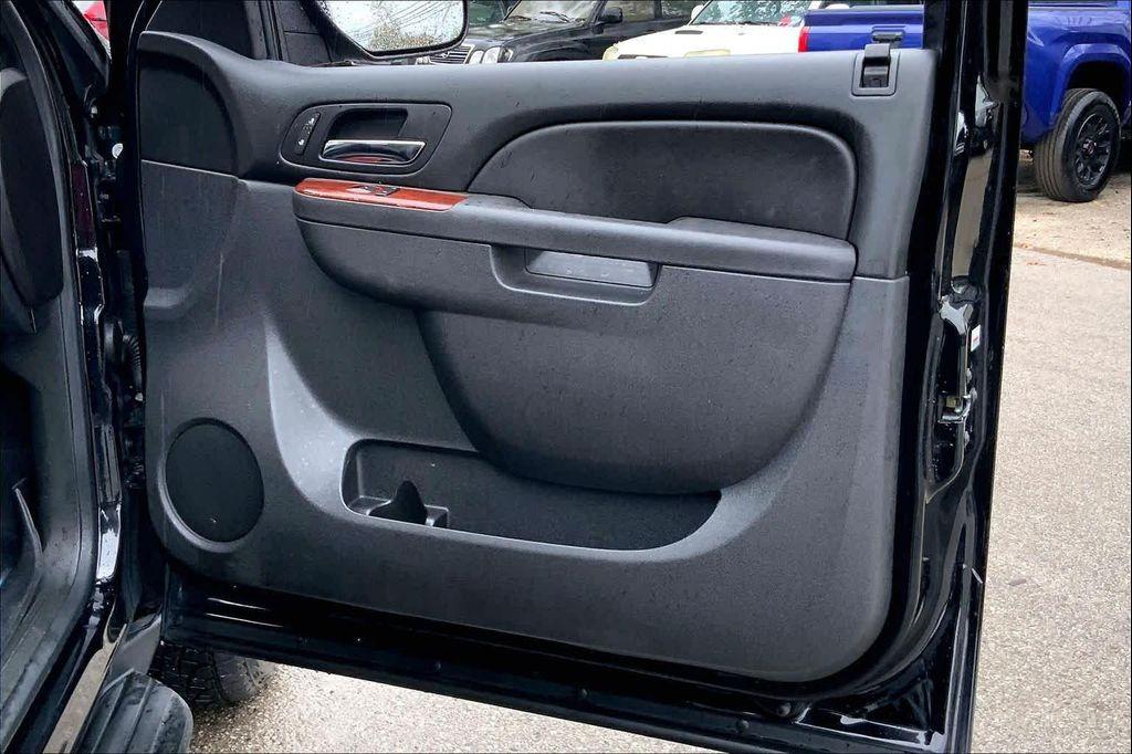 used 2012 Chevrolet Suburban car, priced at $15,889