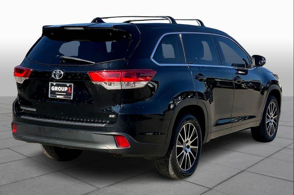 used 2018 Toyota Highlander car, priced at $15,788