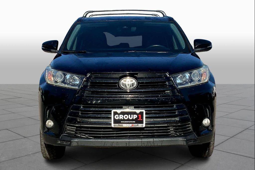 used 2018 Toyota Highlander car, priced at $15,788