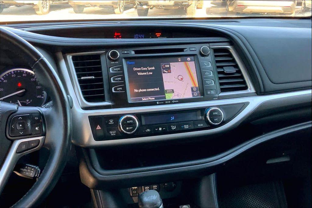 used 2018 Toyota Highlander car, priced at $15,788