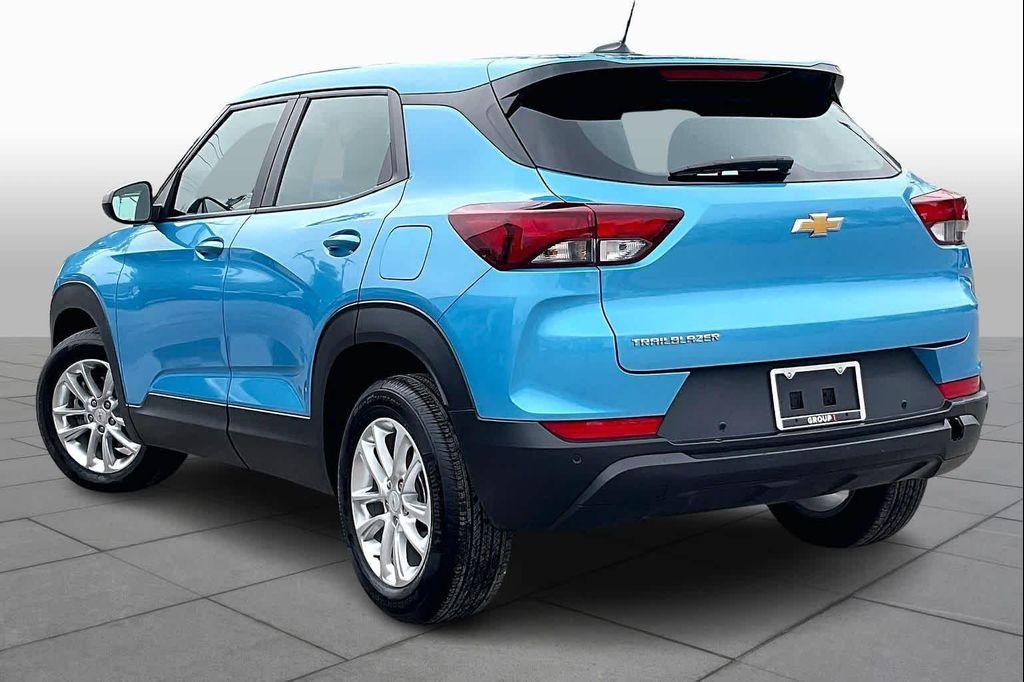 used 2025 Chevrolet TrailBlazer car, priced at $24,998