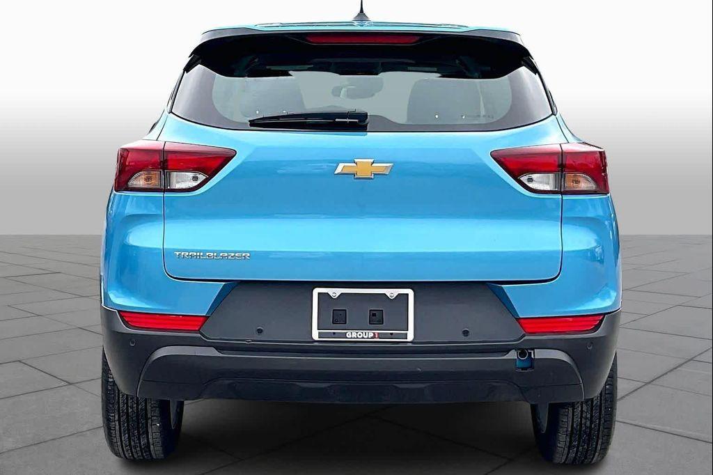 used 2025 Chevrolet TrailBlazer car, priced at $24,998