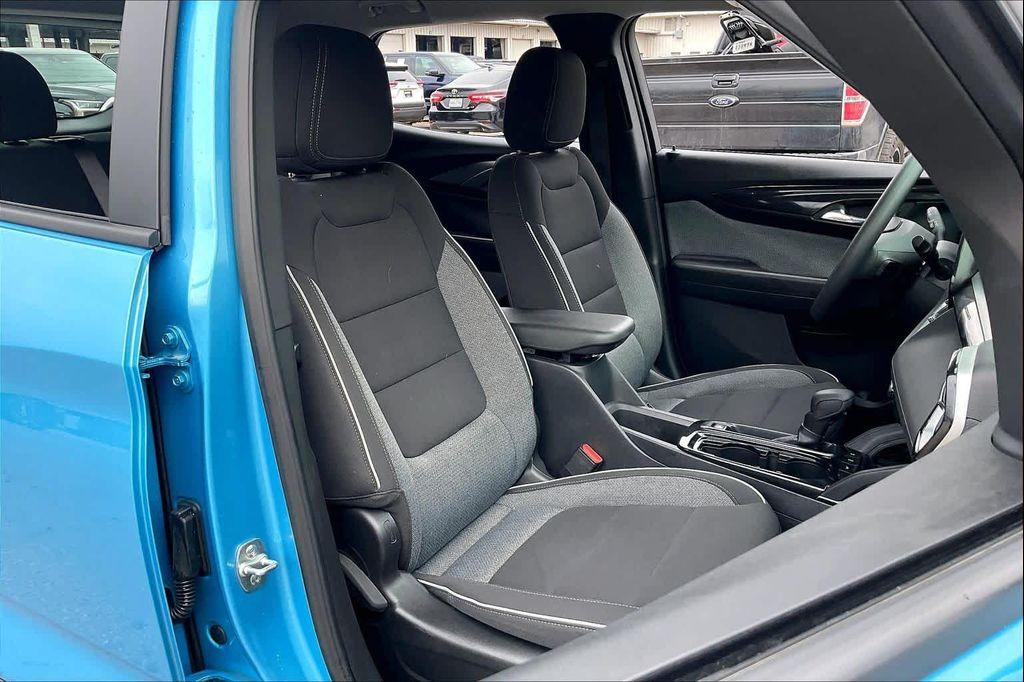 used 2025 Chevrolet TrailBlazer car, priced at $24,998