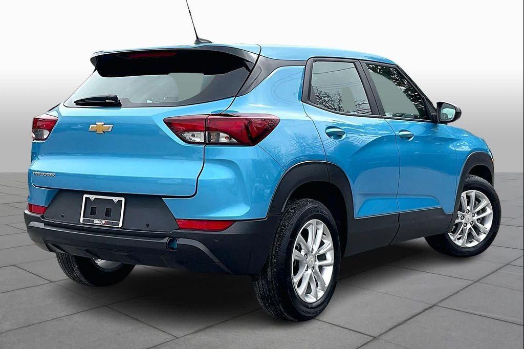 used 2025 Chevrolet TrailBlazer car, priced at $24,998