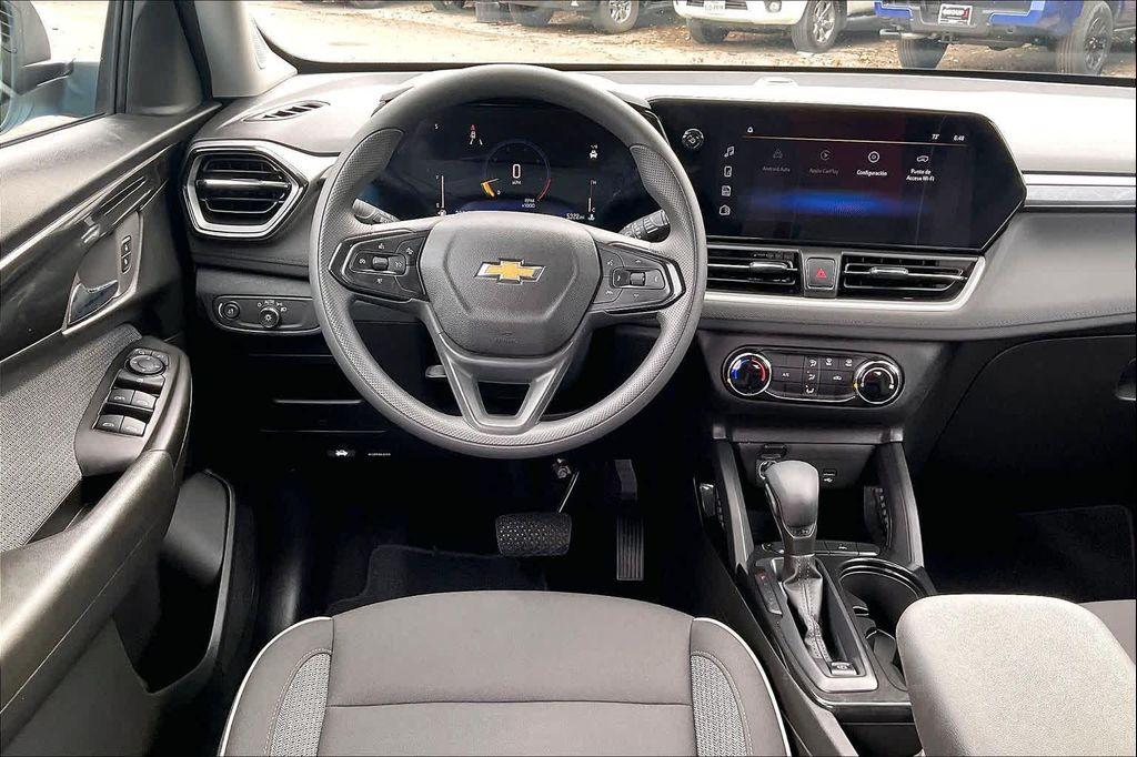 used 2025 Chevrolet TrailBlazer car, priced at $24,998