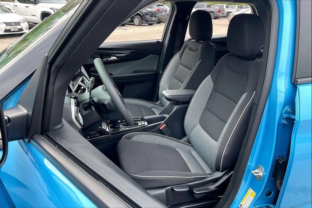 used 2025 Chevrolet TrailBlazer car, priced at $24,998