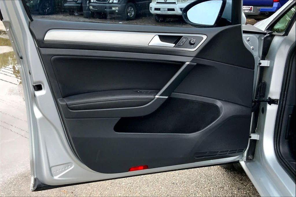 used 2017 Volkswagen Golf SportWagen car, priced at $12,998