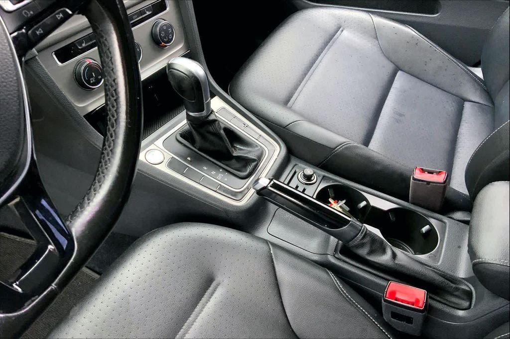 used 2017 Volkswagen Golf SportWagen car, priced at $12,998