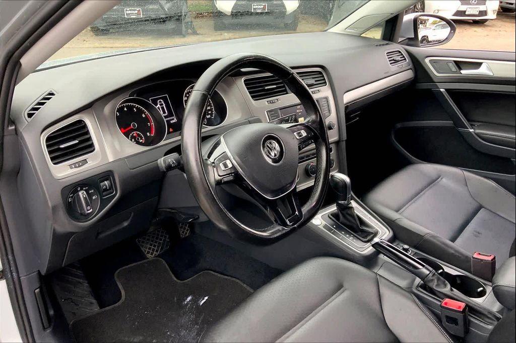 used 2017 Volkswagen Golf SportWagen car, priced at $12,998