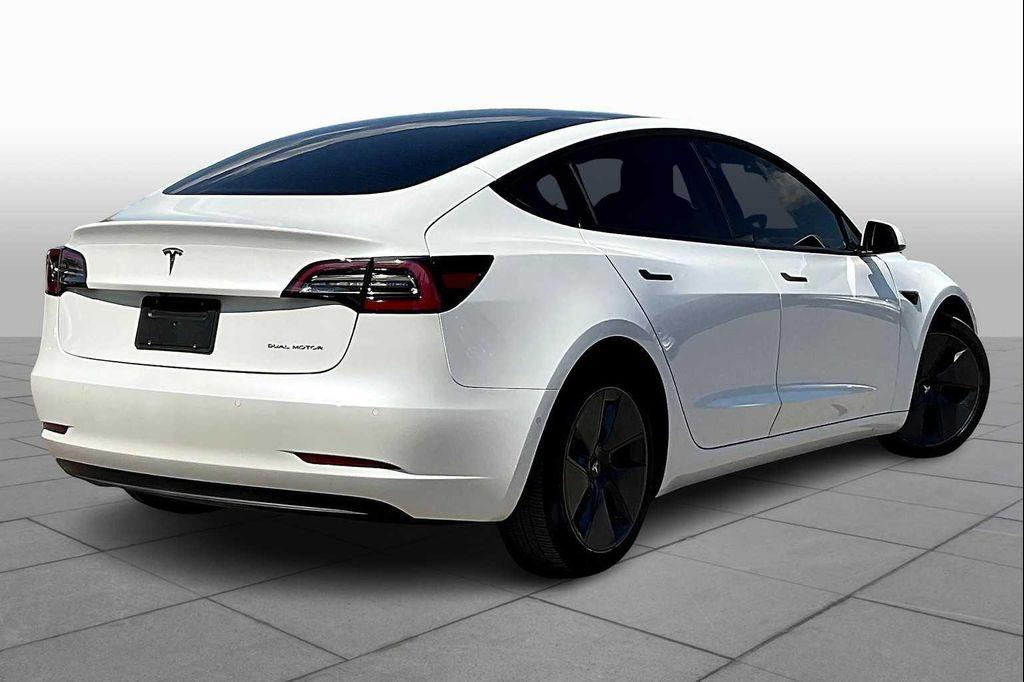 used 2022 Tesla Model 3 car, priced at $28,999