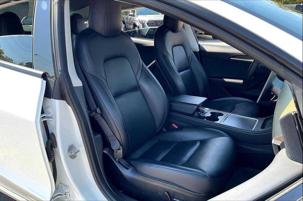 used 2022 Tesla Model 3 car, priced at $28,999